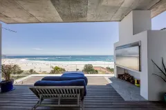 15 Views Penthouse in Camps Bay – photo 25 thumbnail
