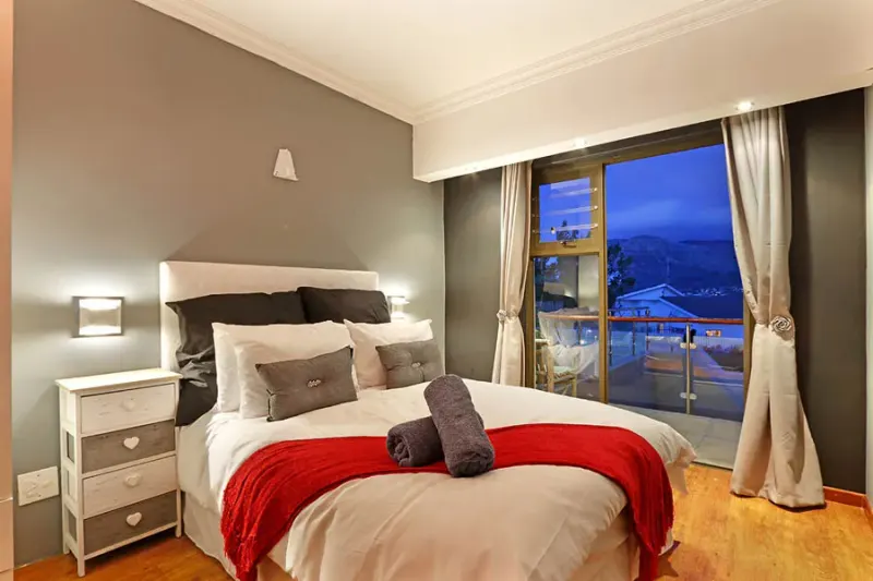 Bay Views Hout Bay in Hout Bay Harbour – photo 13