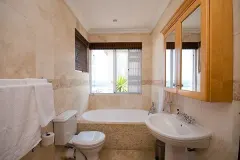 Bantry Beach Penthouse in Bantry Bay – photo 4 thumbnail