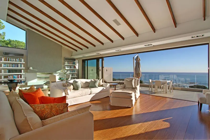16 Woodford Villa in Camps Bay – photo 2