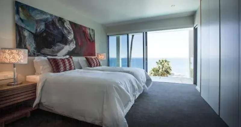 Villa Vue Mer in Bantry Bay – photo 4