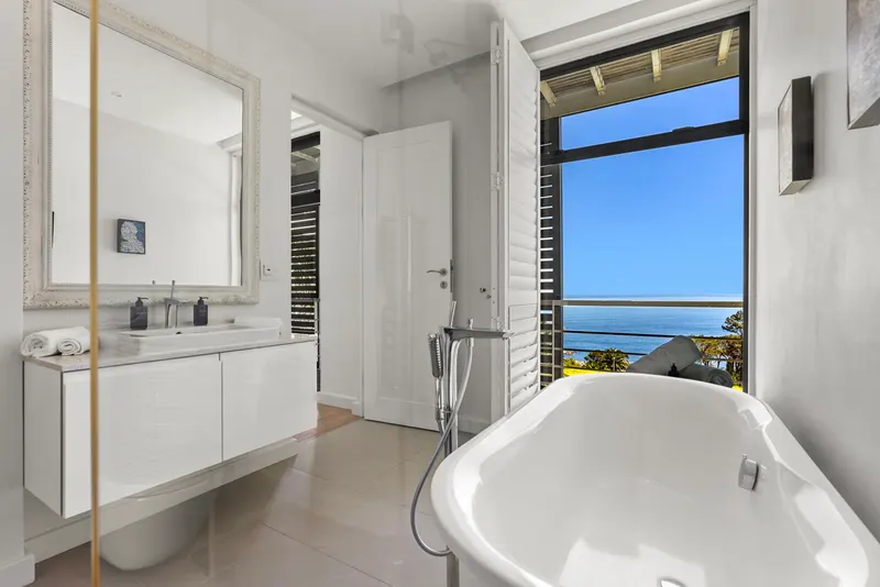 The 11 Camps Bay in Camps Bay – photo 34