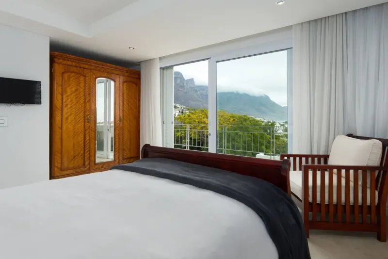 Strathmore House in Camps Bay – photo 31