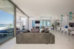 15 Views Penthouse in Camps Bay – photo 8 thumbnail
