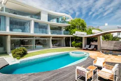 Villa Lumen in Camps Bay – photo 1 thumbnail