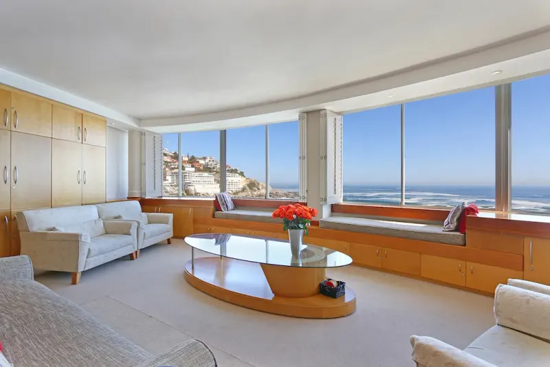 Sea Breeze Apartment in Bantry Bay – photo 8