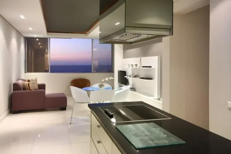 Bantry Bay Apartment 404 in Bantry Bay – photo 10