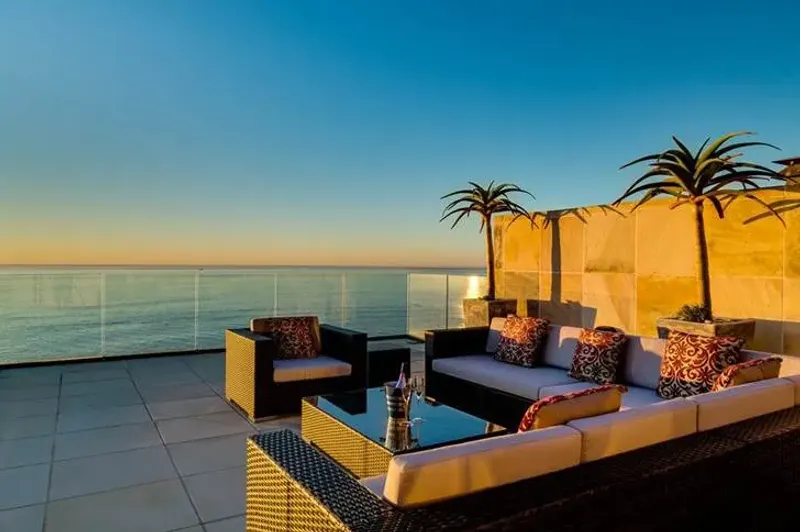 Kloof Views