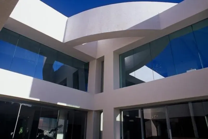 Hollywood Mansion in Bakoven – photo 12
