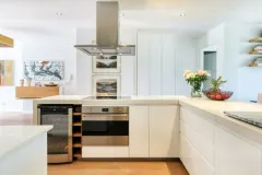 Soltera Glen Camps Bay Apartment in Camps Bay – photo 9 thumbnail