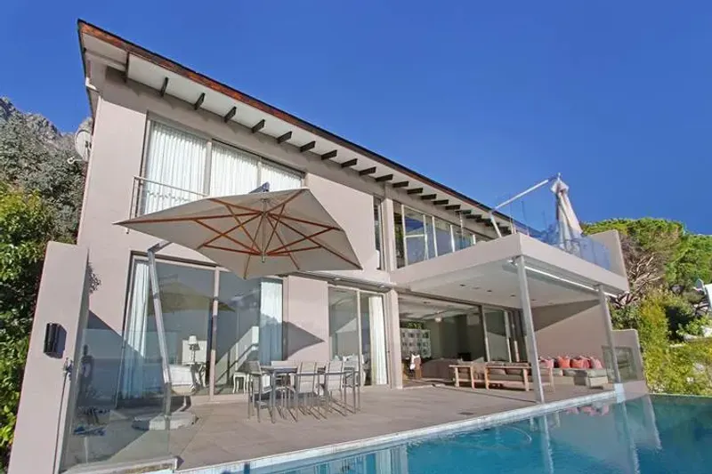 16 Woodford Villa in Camps Bay – photo 12