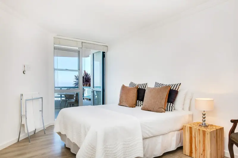 16 on Nautica in Signal Hill – photo 15