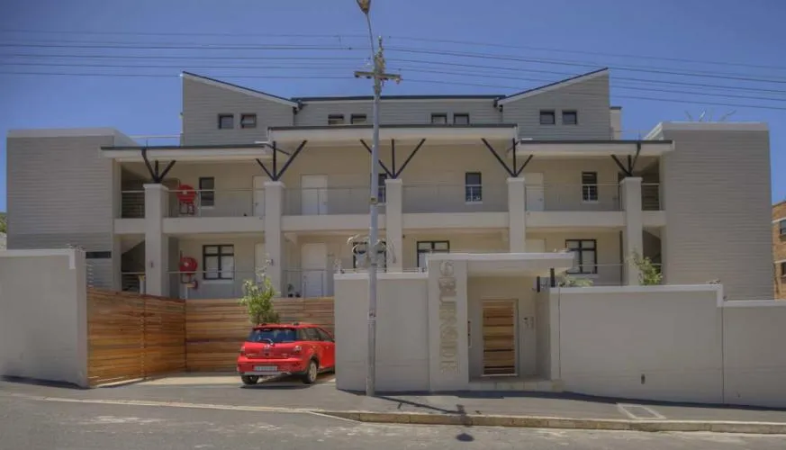property_f4cb527b-b8fc-4bce-b5ca-9f8cff48bd1a_0