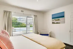Villa Santorini in Hout Bay – photo 31 thumbnail