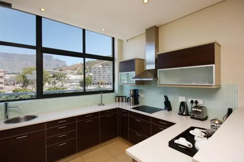 Juliette 6th Floor Apartment in V&A Waterfront – photo 9