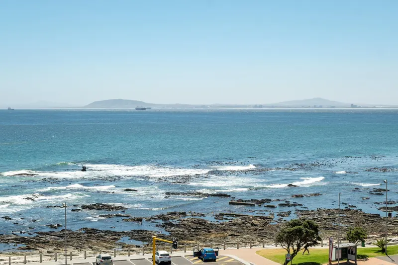 Cape Views in Mouille Point – photo 21