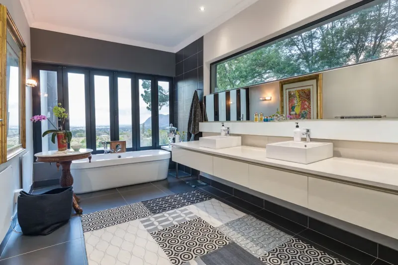 Manas Villa in Constantia – photo 12