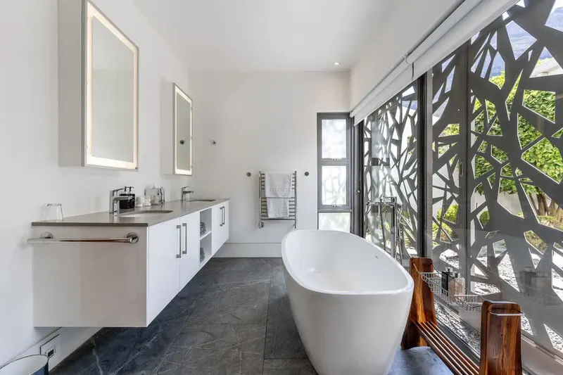 Villa 31 in Camps Bay – photo 24