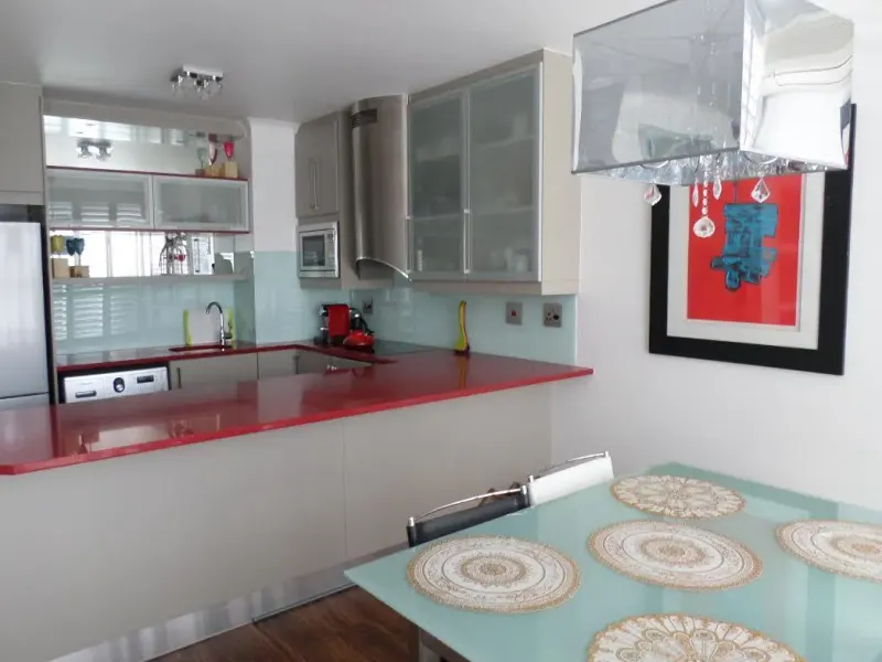 Wembley Square Penthouse in Gardens – photo 4