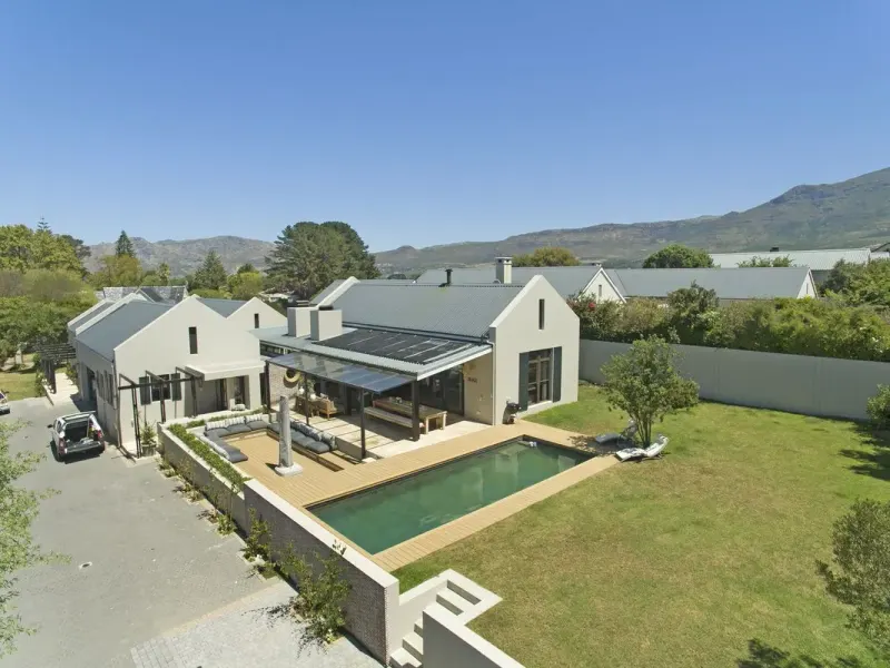 Constantia Modern Villa in Constantia – photo 26