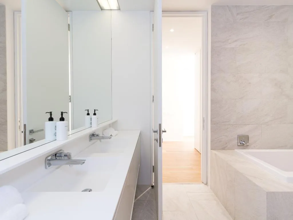 property_f6a009d6-b722-4c29-baf3-baff6ae93b26_13