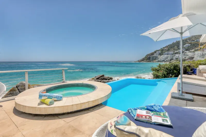 Ocean Blue Bungalow in Clifton – photo 10