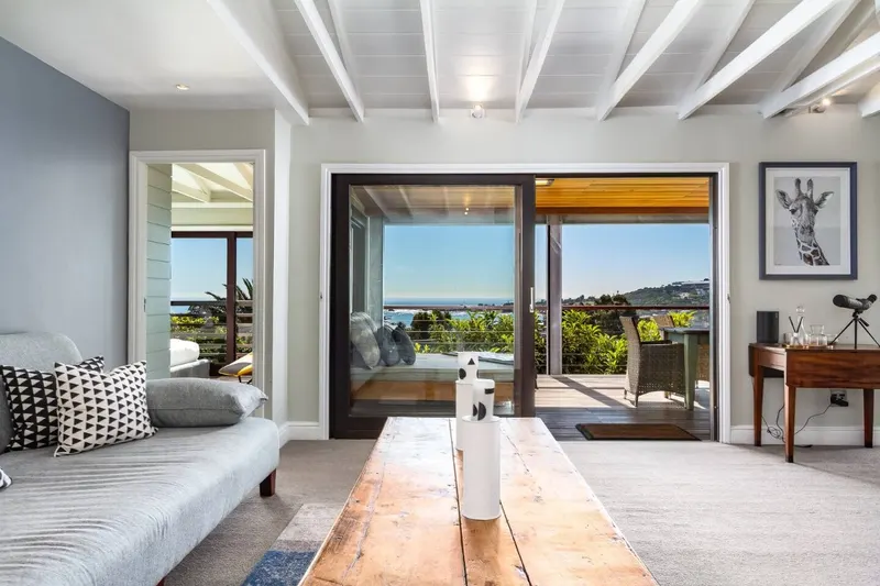 17 Geneva Upper in Camps Bay – photo 13