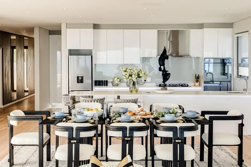 Khalanga Penthouse in Camps Bay – photo 12