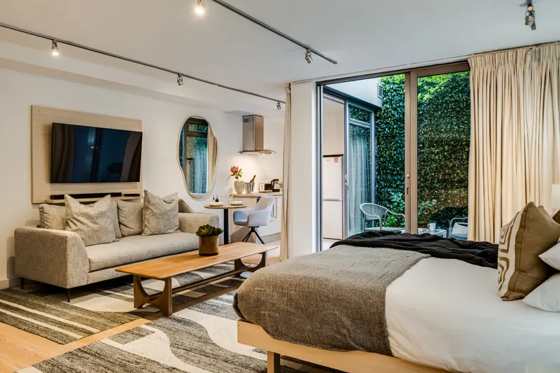 Blue Ocean Studio in Camps Bay – photo 3