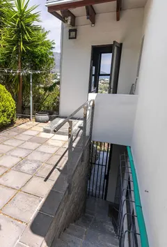 View Talay Apartment in Camps Bay – photo 27 thumbnail
