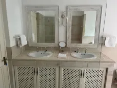 Constantia Valley Villa in Silverhurst – photo 34 thumbnail