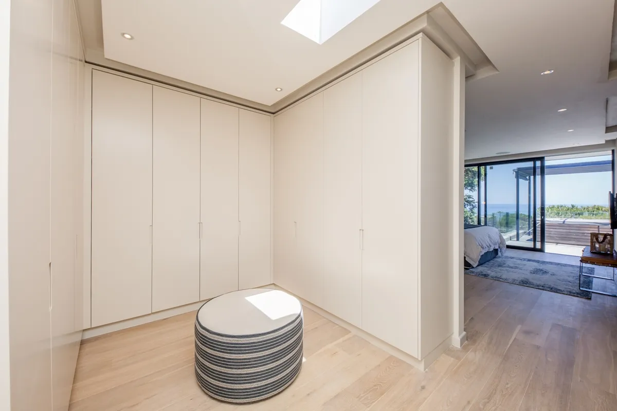 property_f8ef2a38-416b-4cda-8b59-f3359649885c_19