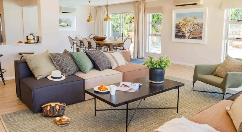 15 Woodford in Camps Bay – photo 5