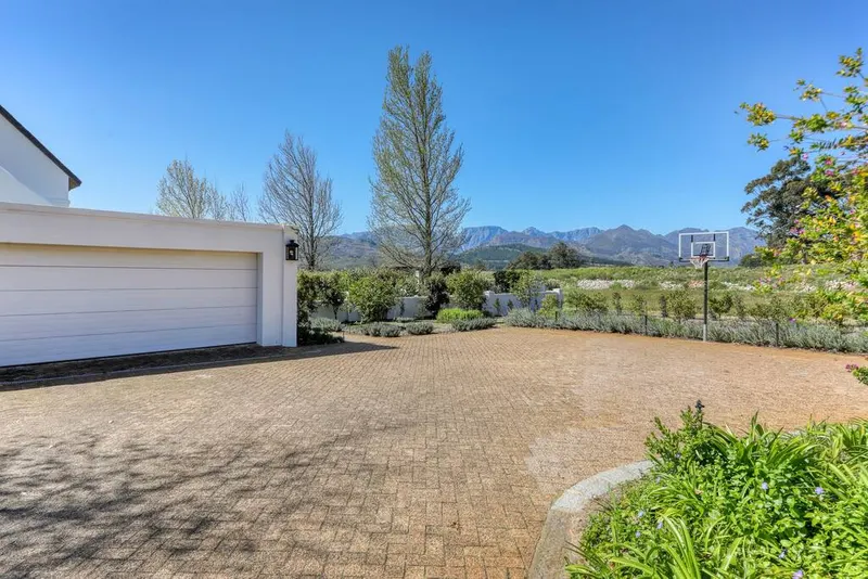 Franschhoek Family Home in Franschhoek – photo 19
