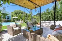 Villa Badgemore in Constantia – photo 6 thumbnail
