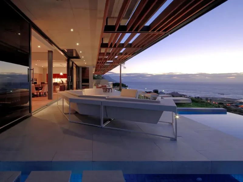 Clifton Iconic Villa in Camps Bay – photo 13