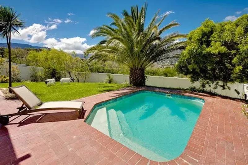 North Shore in Hout Bay – photo 11