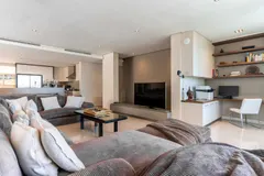 Green Point Grande in Green Point – photo 7 thumbnail