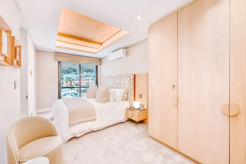 Plush Penthouse in Sea Point – photo 18