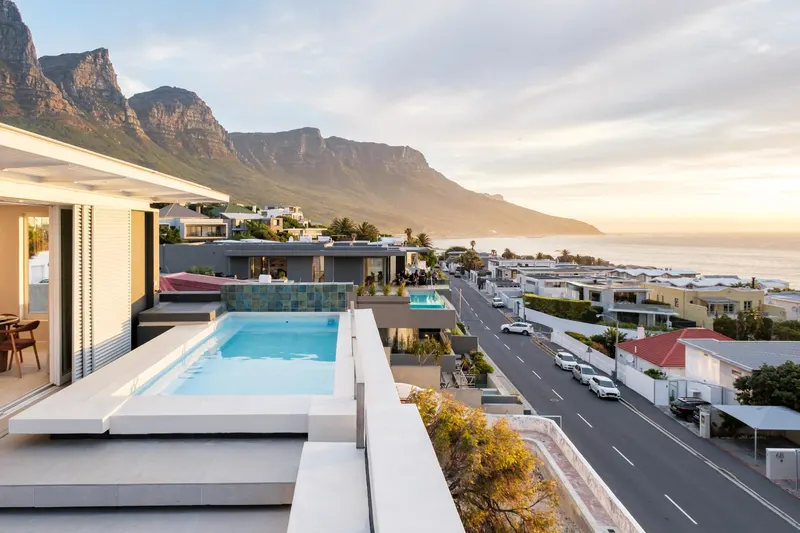Sapphire Tide Pent in Camps Bay – photo 31