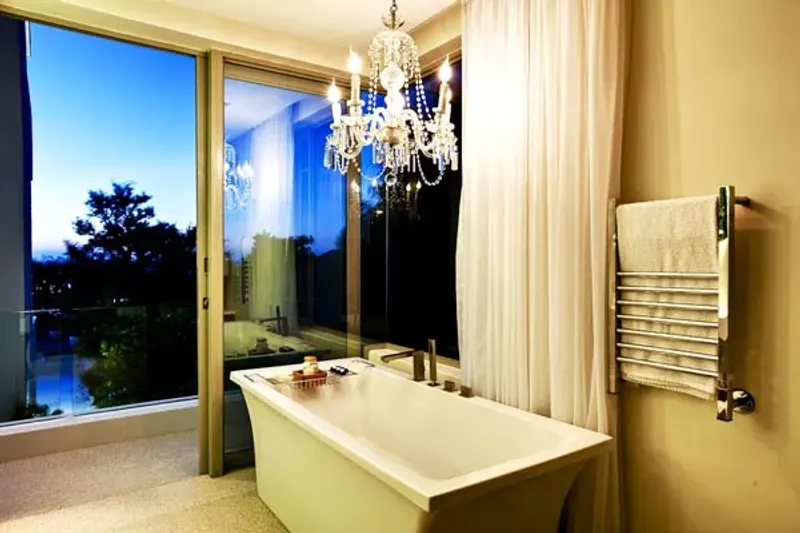 Central Drive Camps Bay in Camps Bay – photo 1
