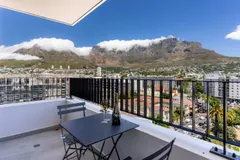 YORK URBAN (G540) in Cape Town City Centre – photo 1 thumbnail