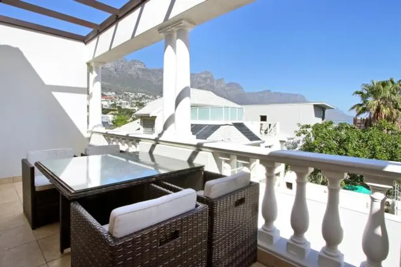 Strathmore Views in Camps Bay