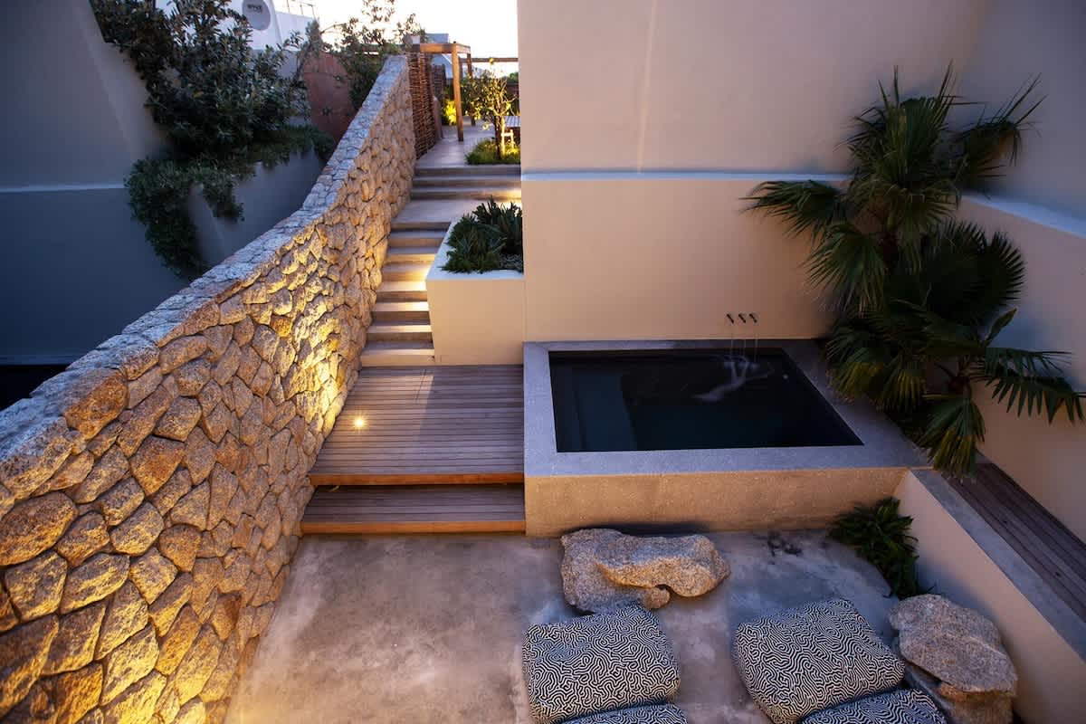 property_fae8ab47-8a6c-49a9-b17f-f7b122b548bc_7