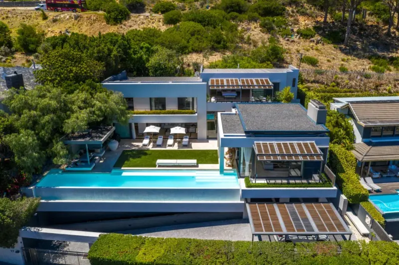 Medroad Villa in Camps Bay – photo 3