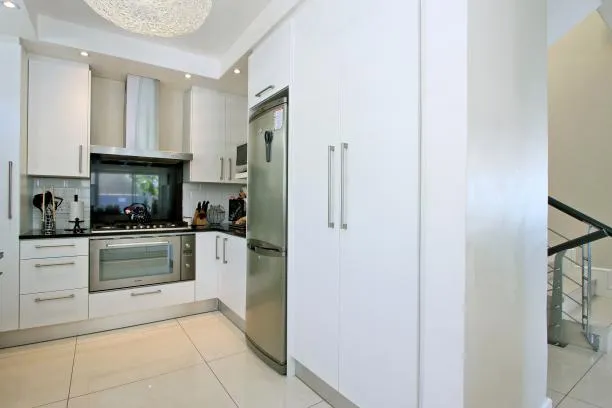 property_fb72bde6-60ab-44d5-9bf1-05f3d4913bfe_9