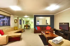 Beach Road Penthouse in Sea Point – photo 15 thumbnail