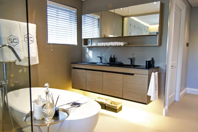 Bantry Luxe Apartment 2 in Bantry Bay – photo 21