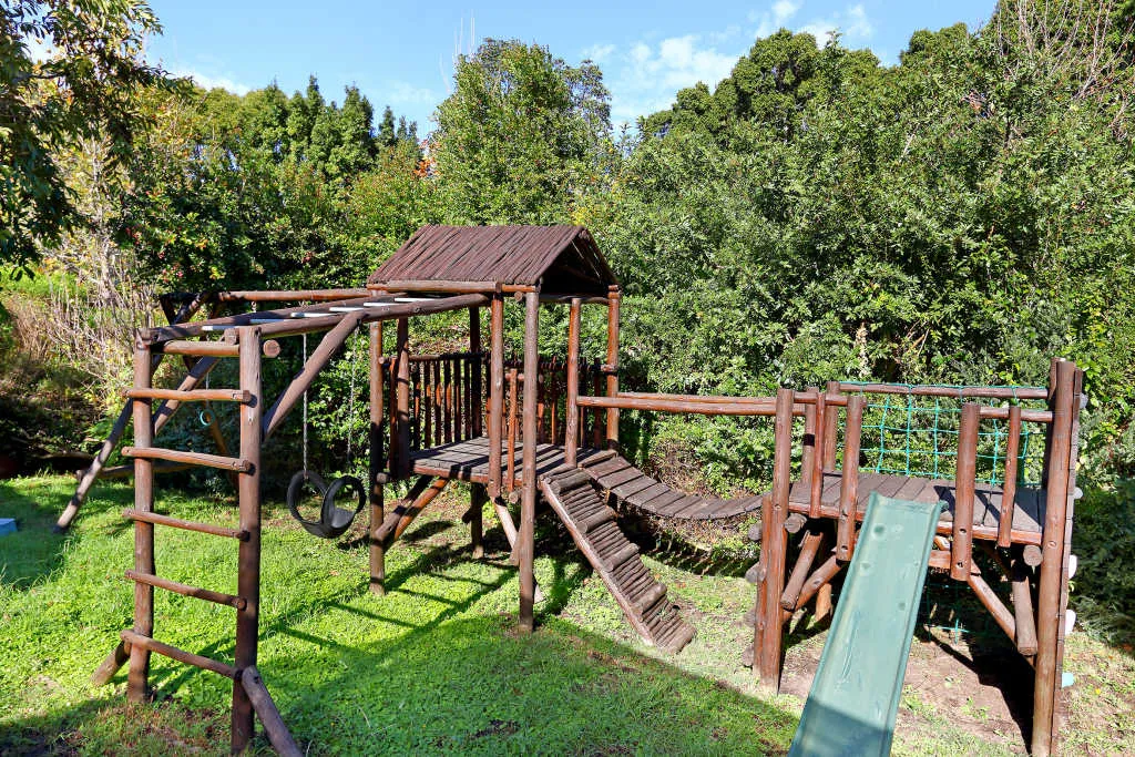 property_fbf93955-b7a6-4cfa-82b7-4d16a115b86a_24