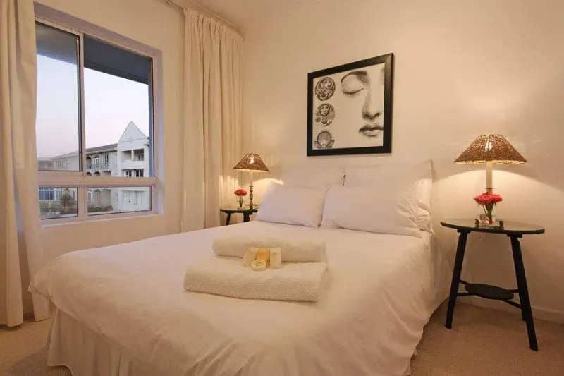 Neptune Isle 202 in Lagoon Beach – photo 12